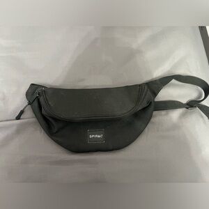 Black Fanny pack